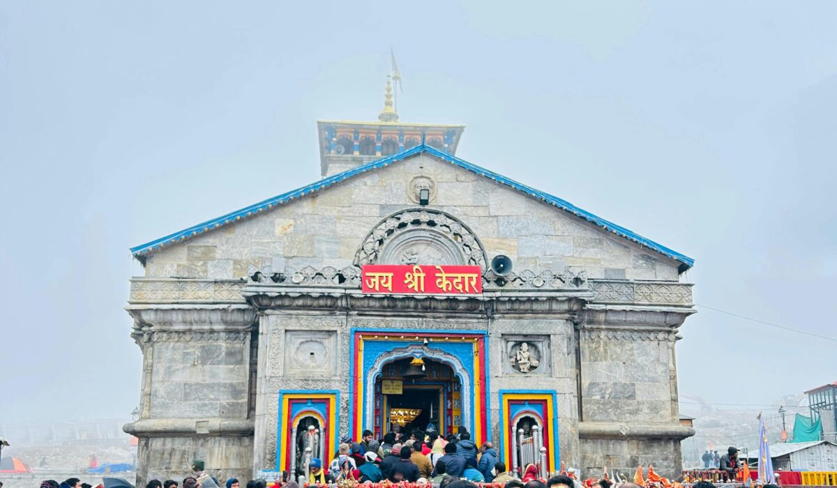 how to book Chardham Yatra — How to Book Chardham Yatra: Your Essential Guide — Photo by Sahil Chib on Pexels