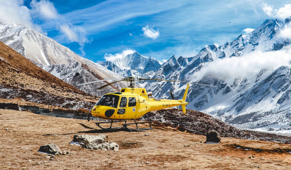 Maximize Chardham Yatra by Helicopter — Maximize Chardham Yatra by Helicopter: 7 Ultimate Ways — Photo by Bijay Chaurasia on Pexels