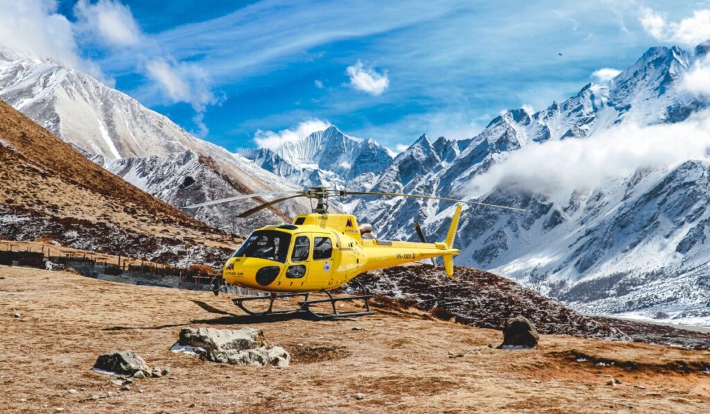 Chardham Yatra Helicopter Cost Dehradun — Chardham Yatra Helicopter Cost Dehradun: 7 Essential Tips — Photo by Bijay Chaurasia on Pexels