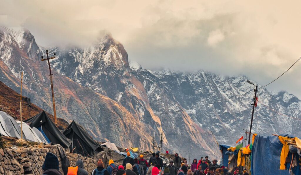 Kedarnath Yatra preparation — Kedarnath Yatra Preparation: 7 Essential Ways for Pilgrims — Photo by Soubhagya Maharana on Pexels