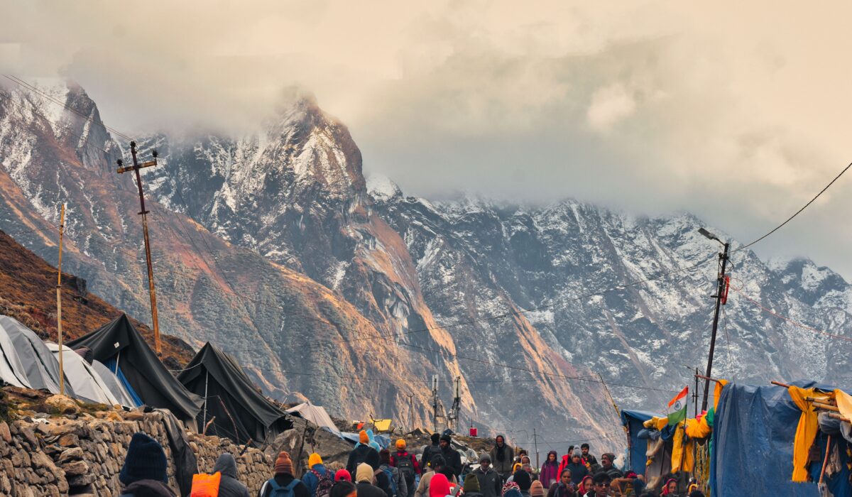 Kedarnath Yatra Camps comfort tips — Kedarnath Yatra Camps: 7 Ultimate Comfort Tips — Photo by Soubhagya Maharana on Pexels