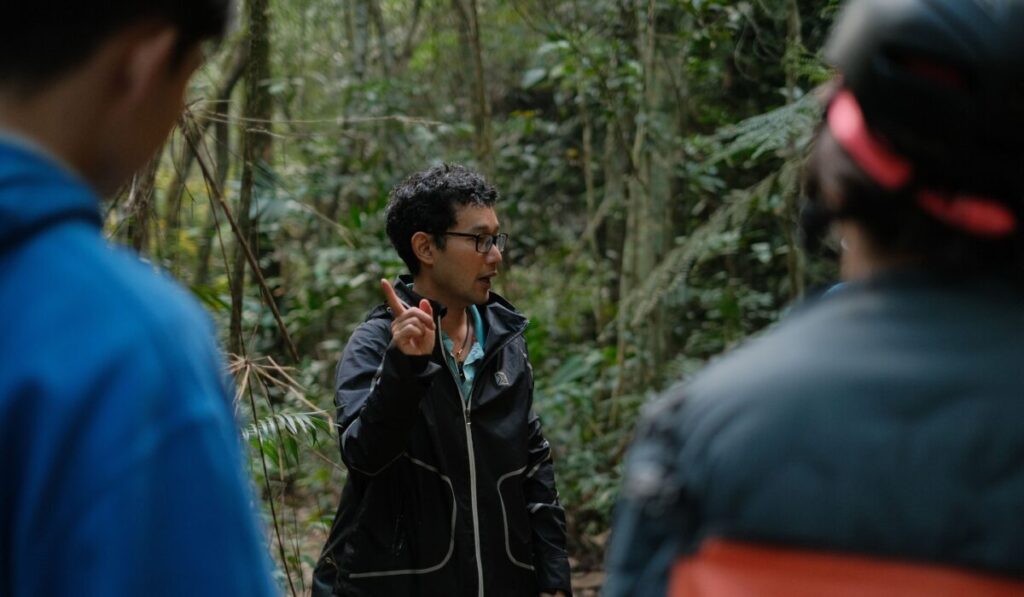 benefits of guided treks for beginners — Benefits of Guided Treks for Beginners: 7 Essential Reasons — Photo by Pew Nguyen on Pexels