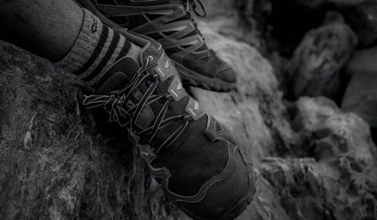 Trekking Shoes Buying Guide India — Trekking Shoes Buying Guide India: Ultimate 2026 Picks — Photo by William Doll II on Pexels